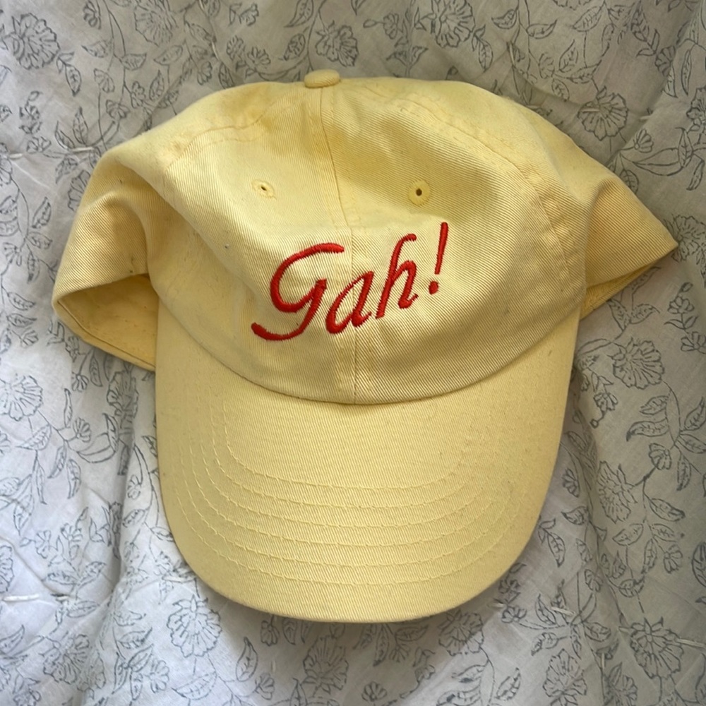 COPY - Lisa says gah hat